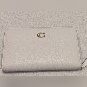 Coach Cream Leather Zip Wallet